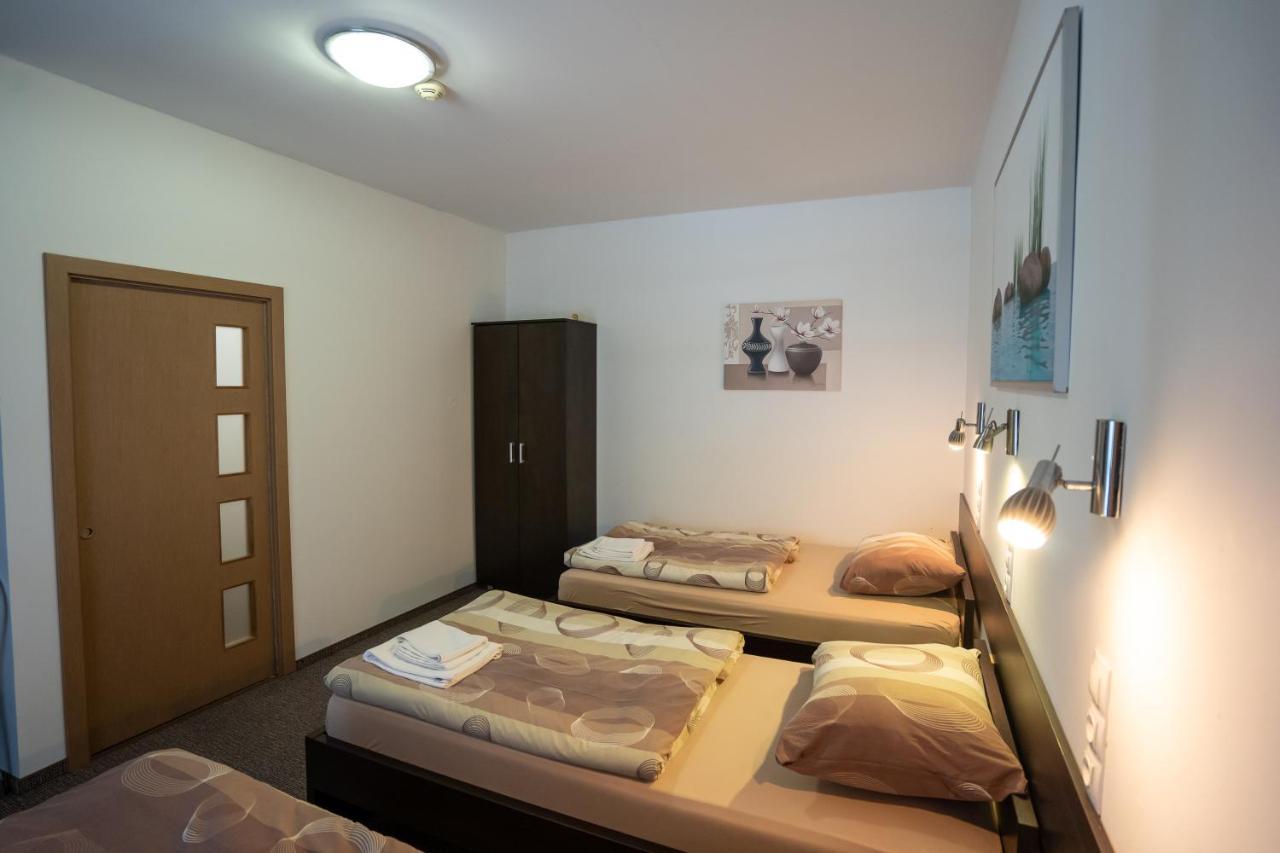 Penzion Toscana Nitra Buitenkant foto